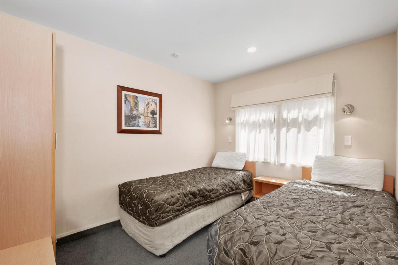 Hart'S Place - Taupo Central Holiday Unit Экстерьер фото