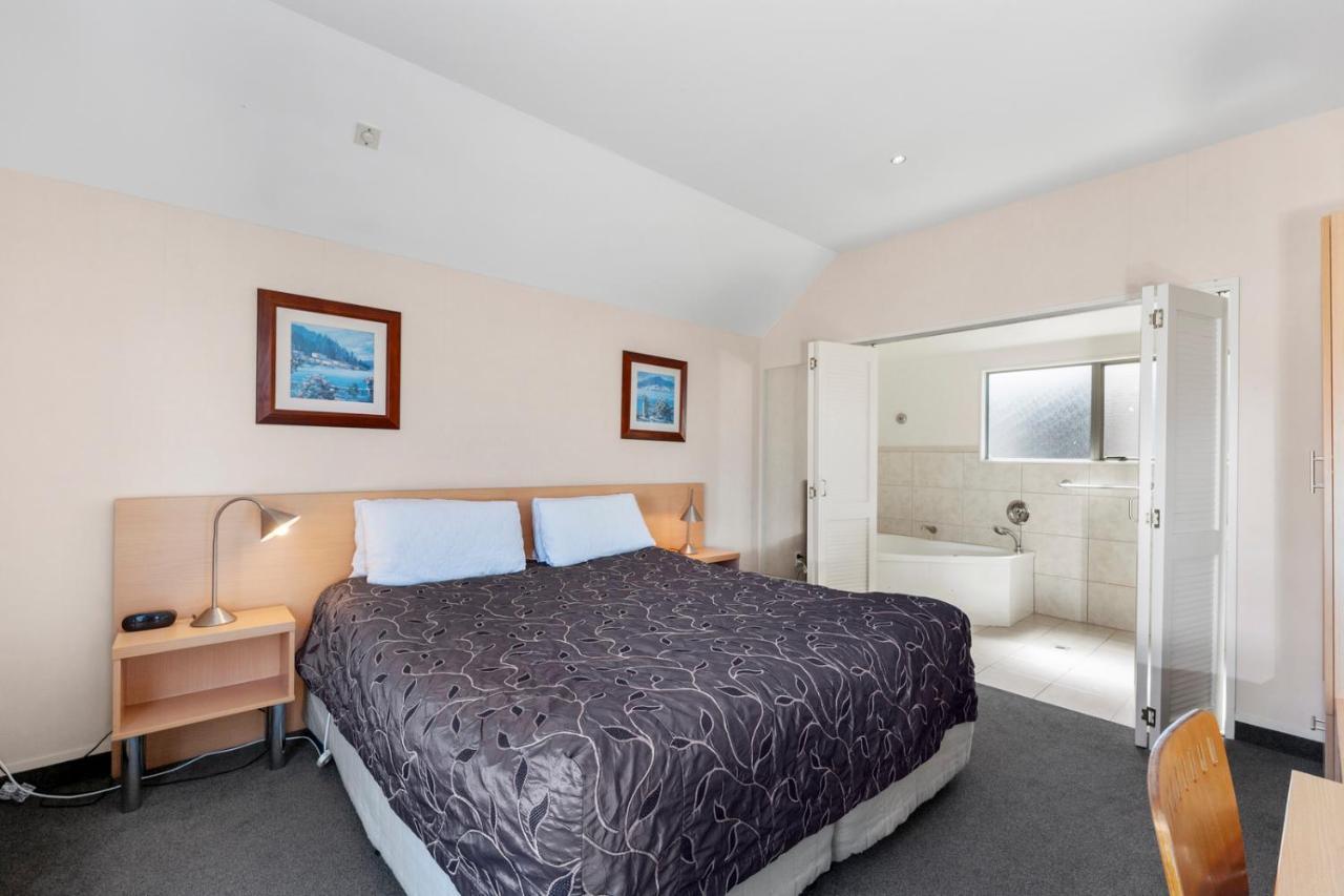 Hart'S Place - Taupo Central Holiday Unit Экстерьер фото